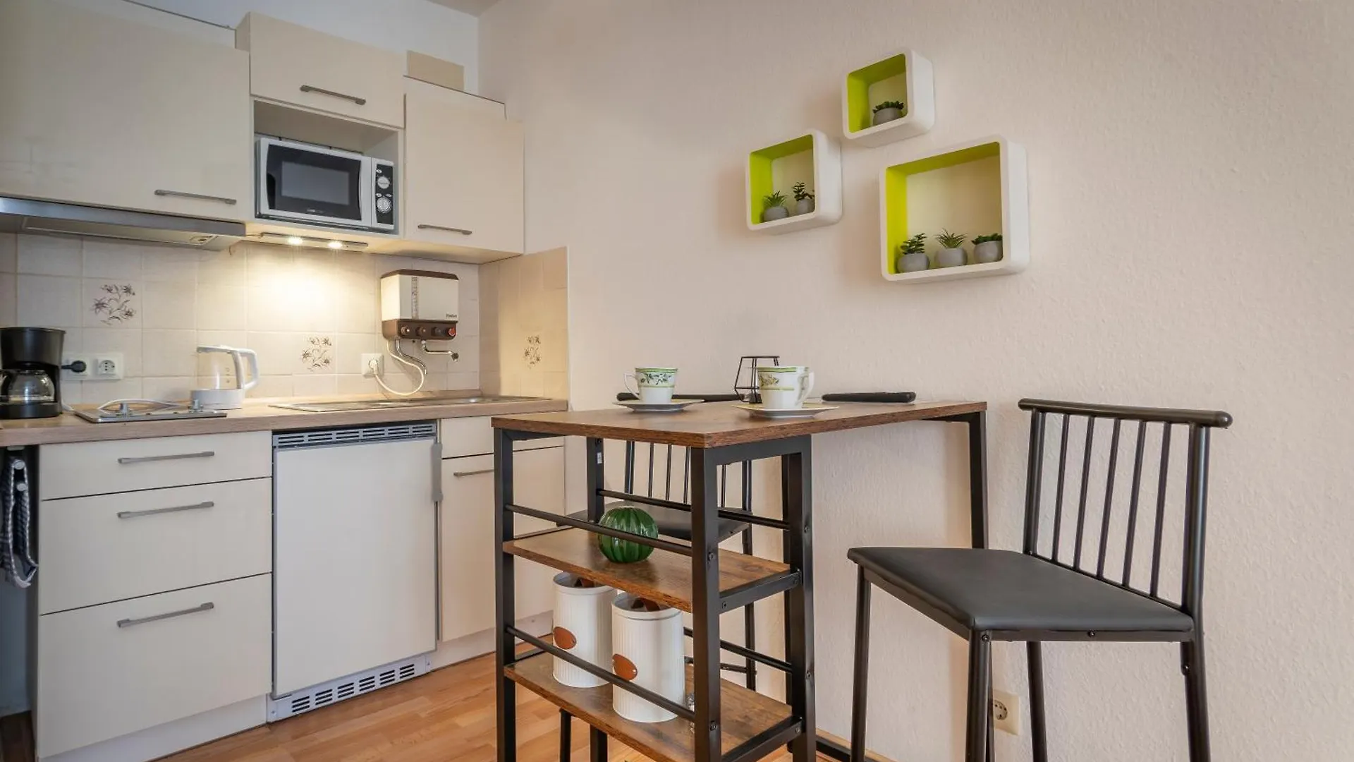 Modern Apartments Bremen With Netflix